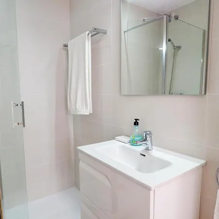 Apartamento Secret Garden By Hello Homes Sitges